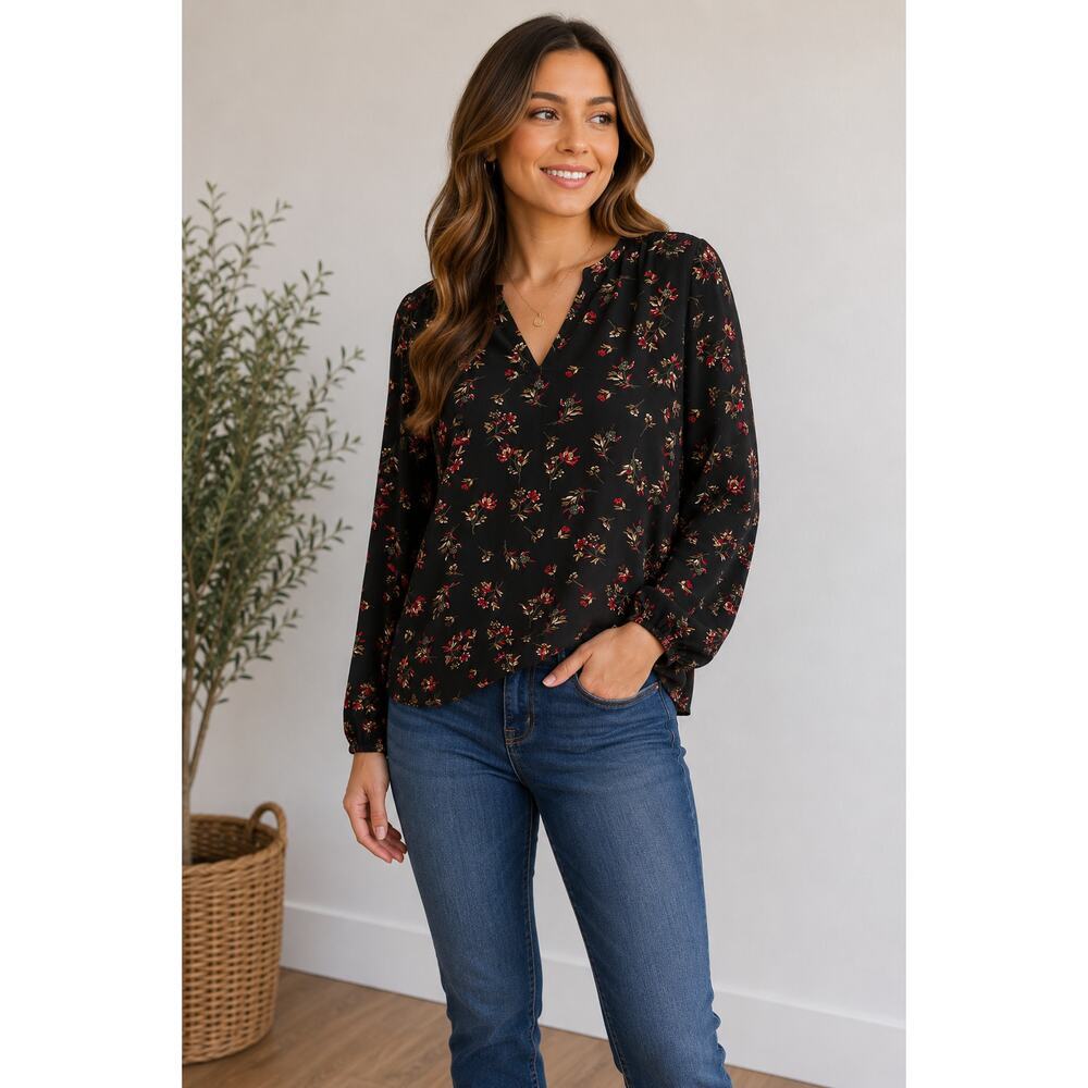Fun2Fun Black Floral Long Sleeve V-Neck Blouse Size Medium